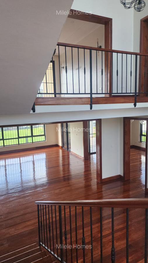 6 Bed Villa with En Suite at Loresho - 16