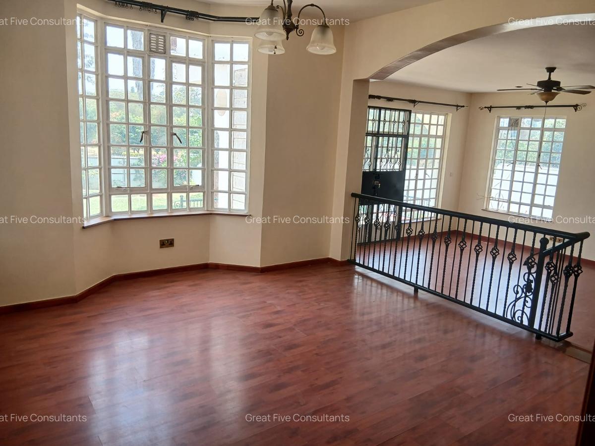 5 Bed Villa with En Suite in Runda - 6