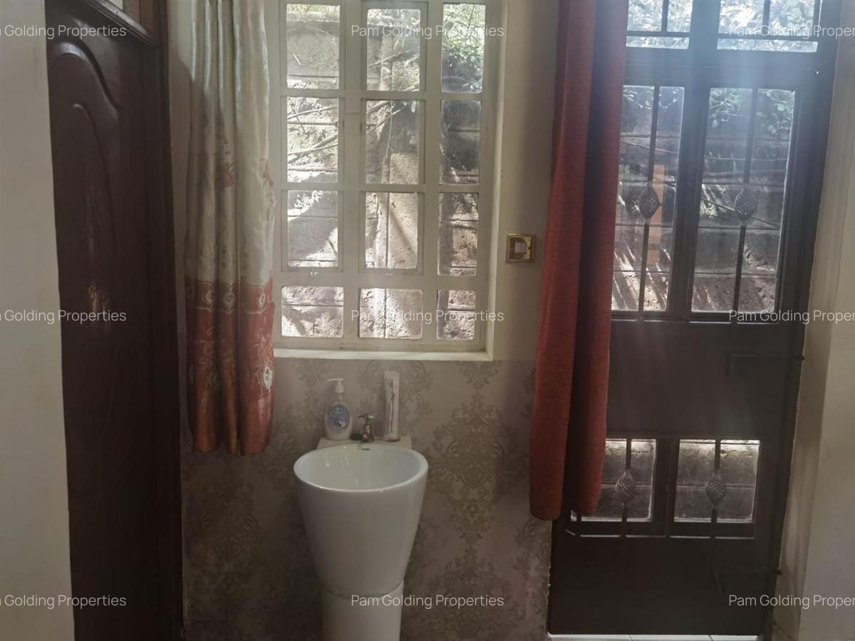 2 Bed House with En Suite in Karen - 16