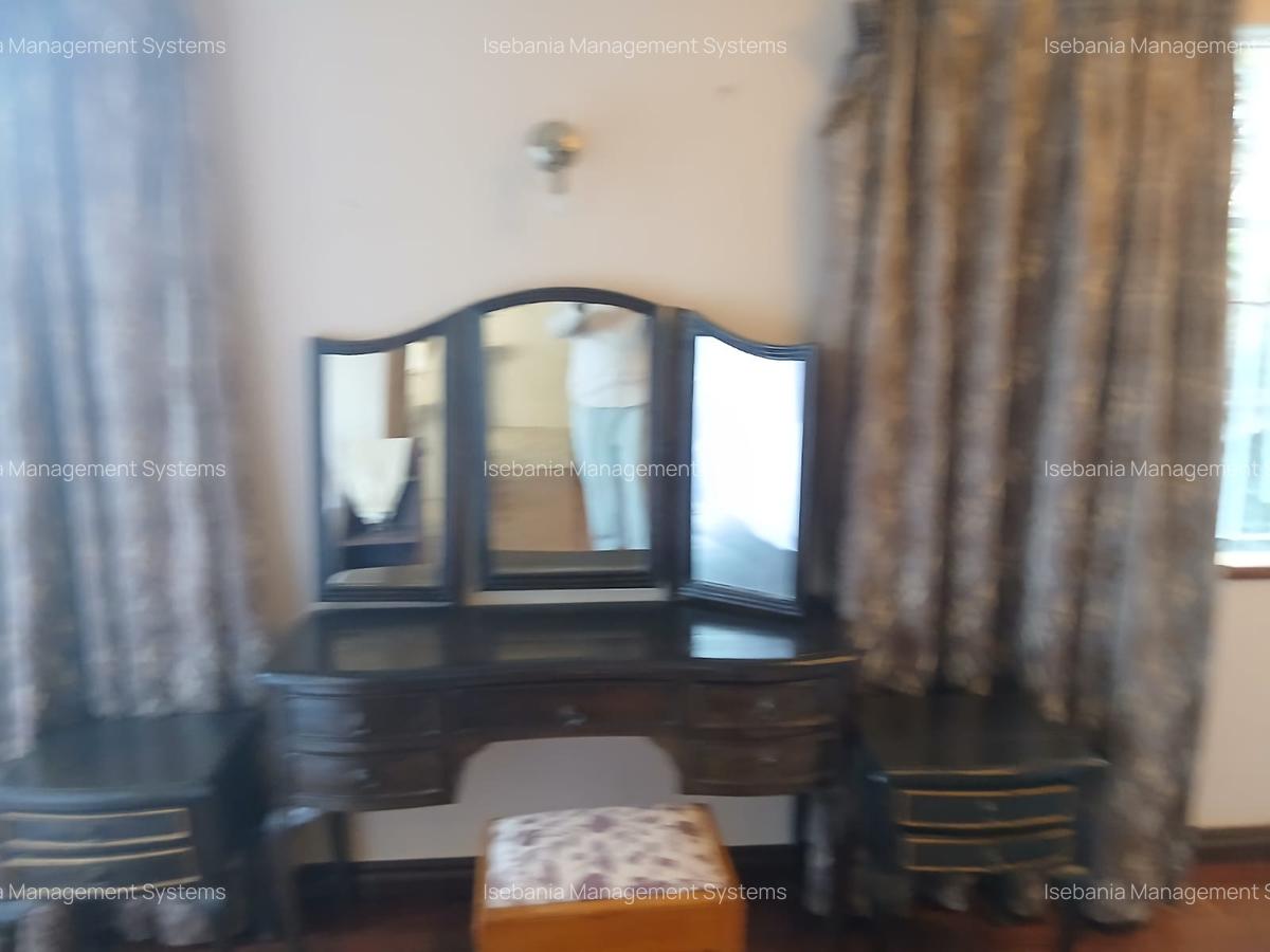 3 Bed Townhouse with En Suite at Evergreen - 15