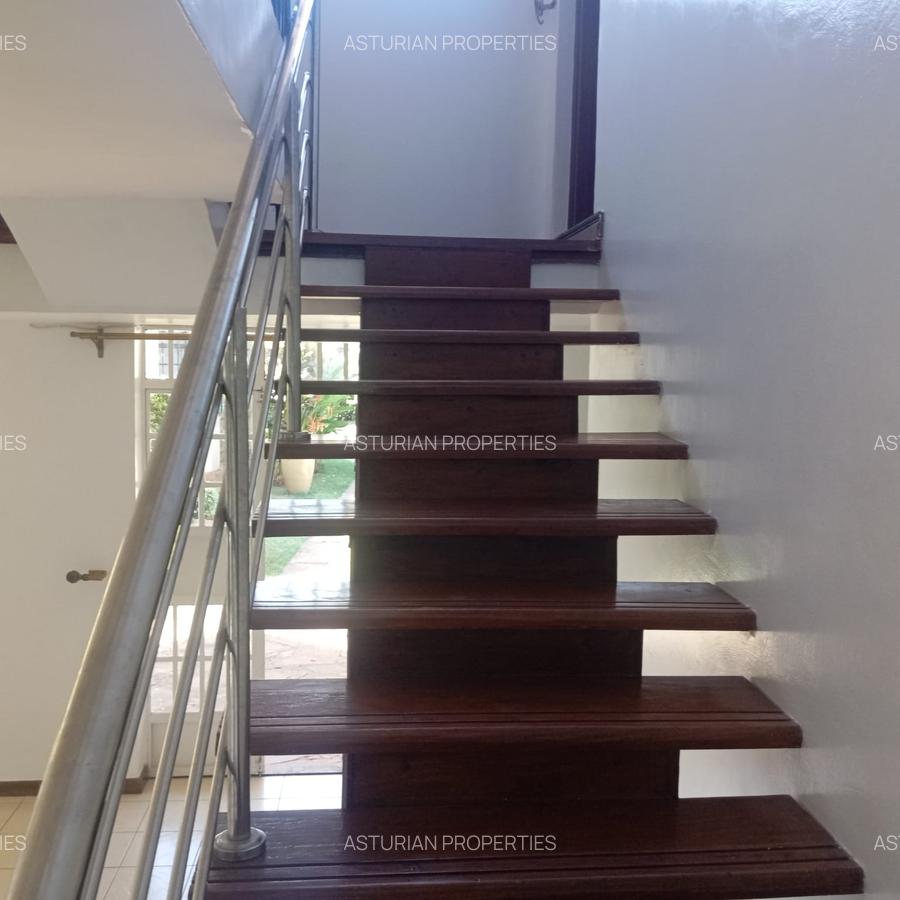 4 Bed Apartment with En Suite in Westlands Area - 8