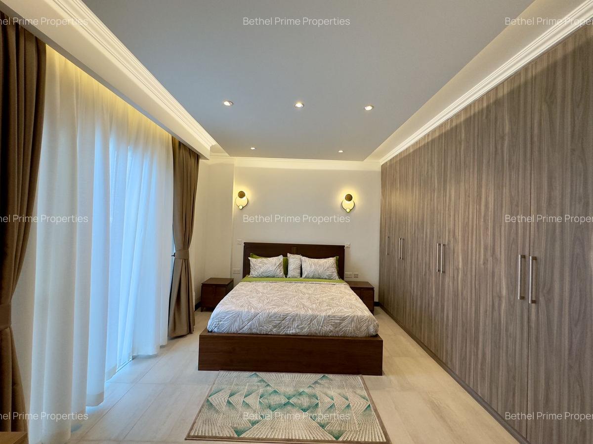 Furnished 2 Bed Apartment with En Suite in Brookside - 20