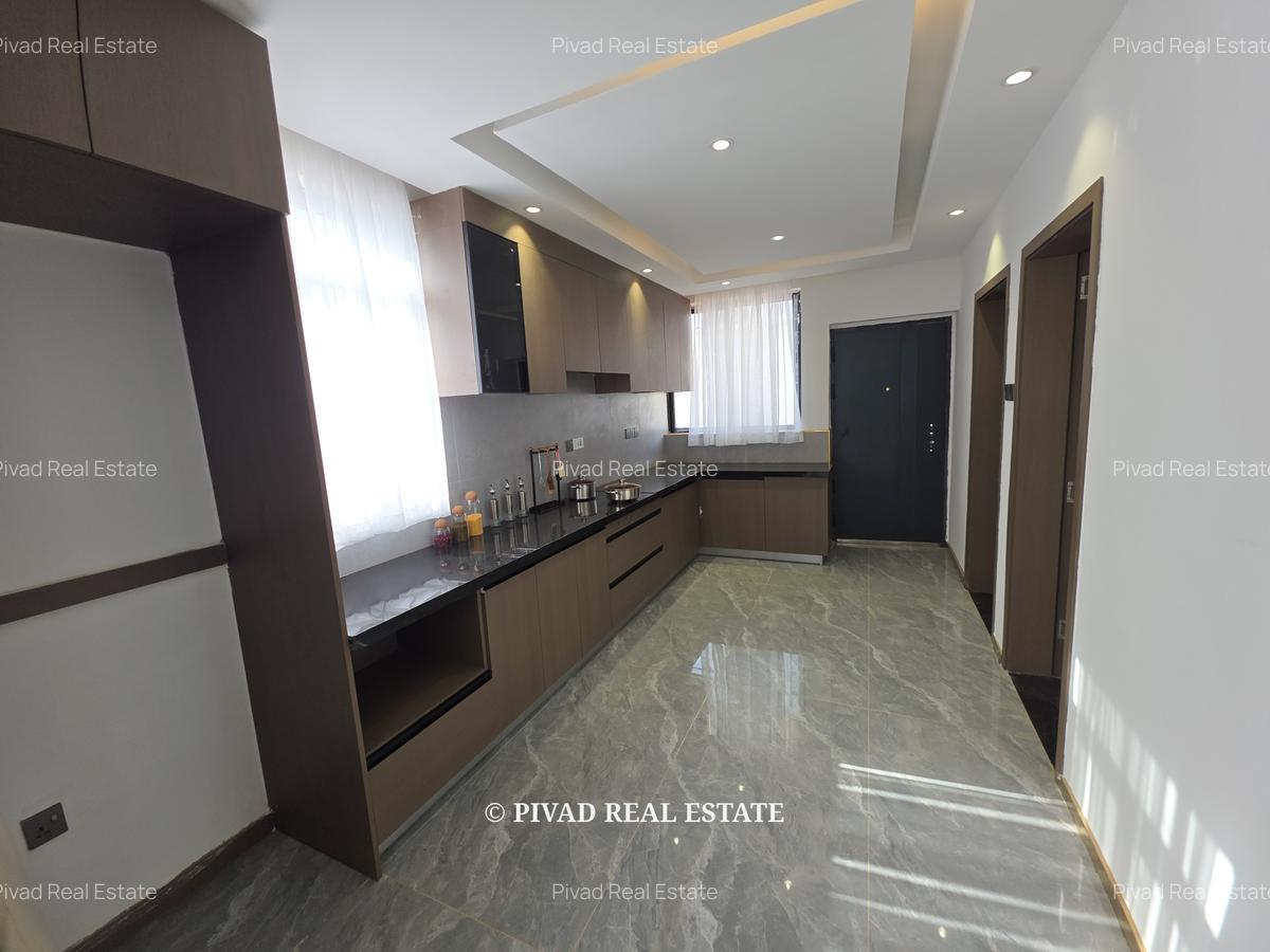 4 Bed Townhouse with Swimming Pool in Kikuyu Town - 18