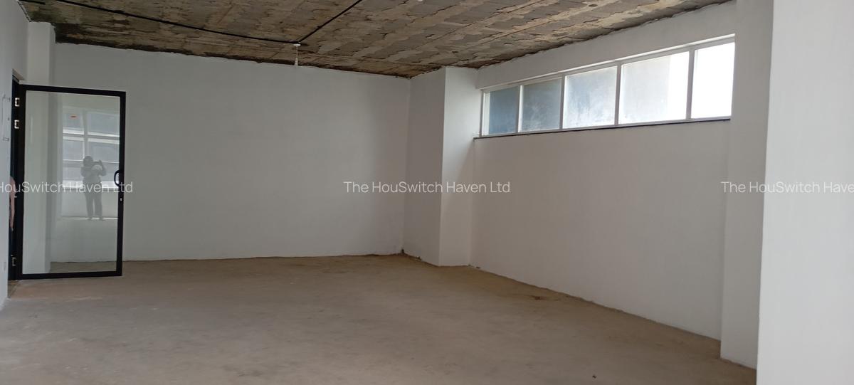 900 ft² Office with Backup Generator at Westlands Road - 3