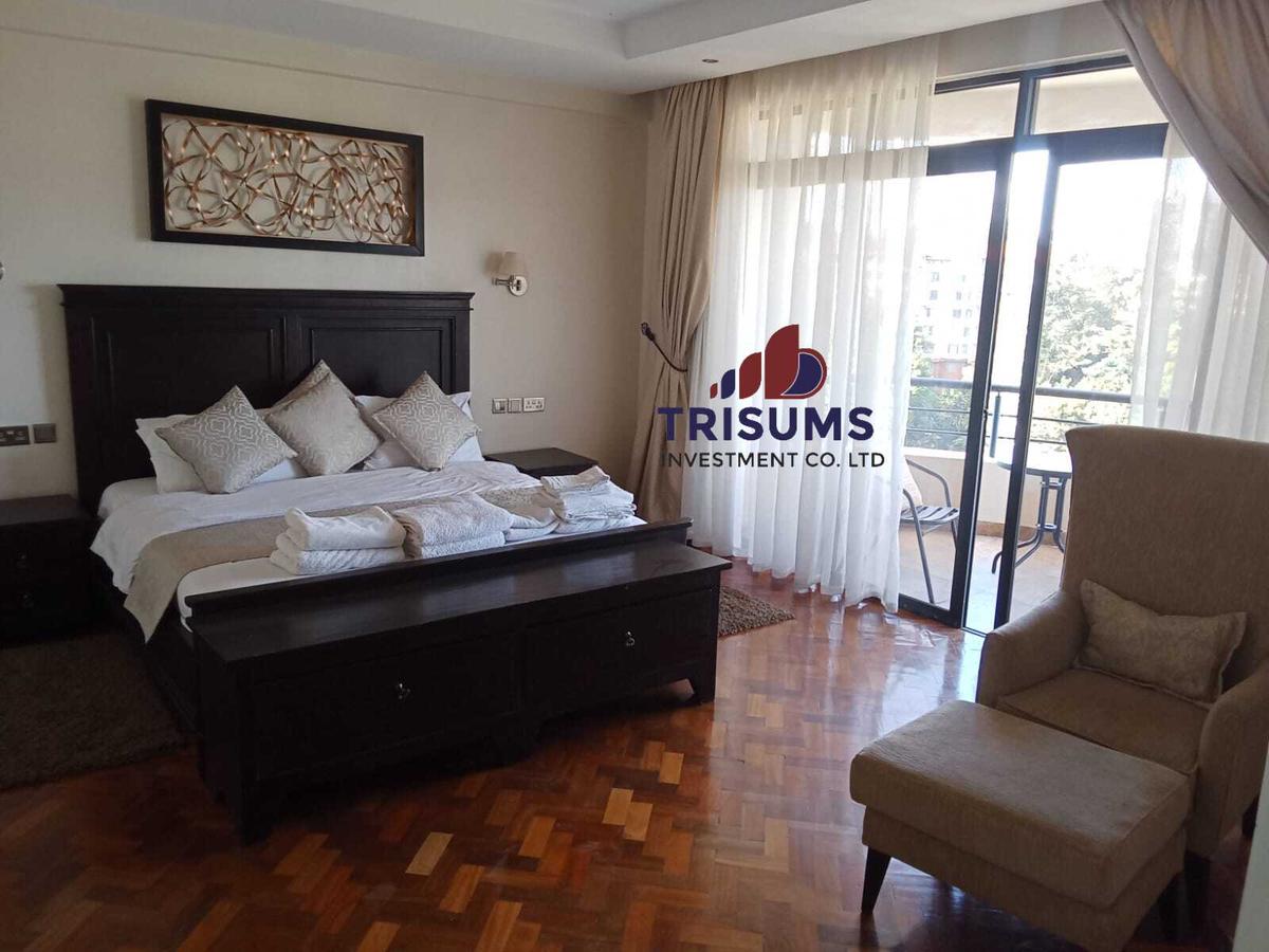 3 Bed Apartment with En Suite at Riverside - 12