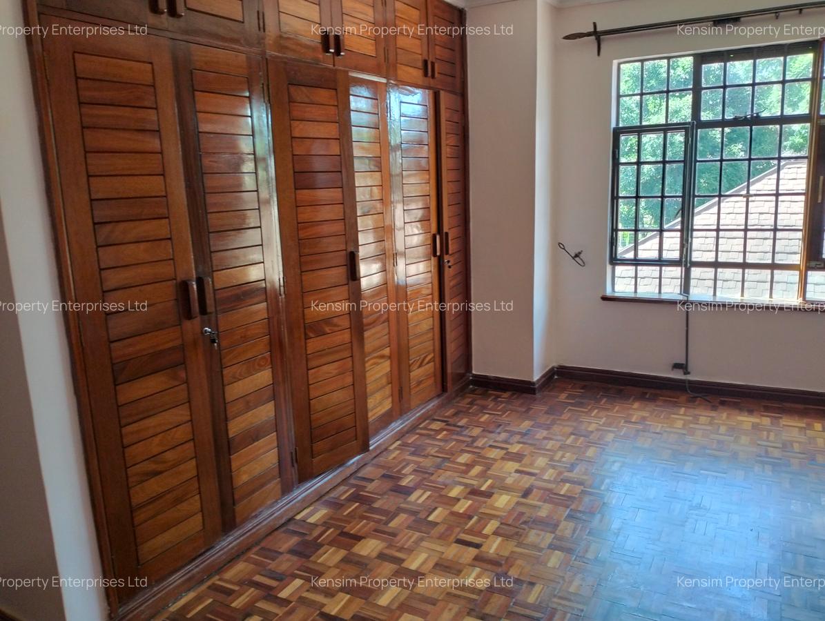 4 Bed Townhouse with En Suite in Spring Valley - 12