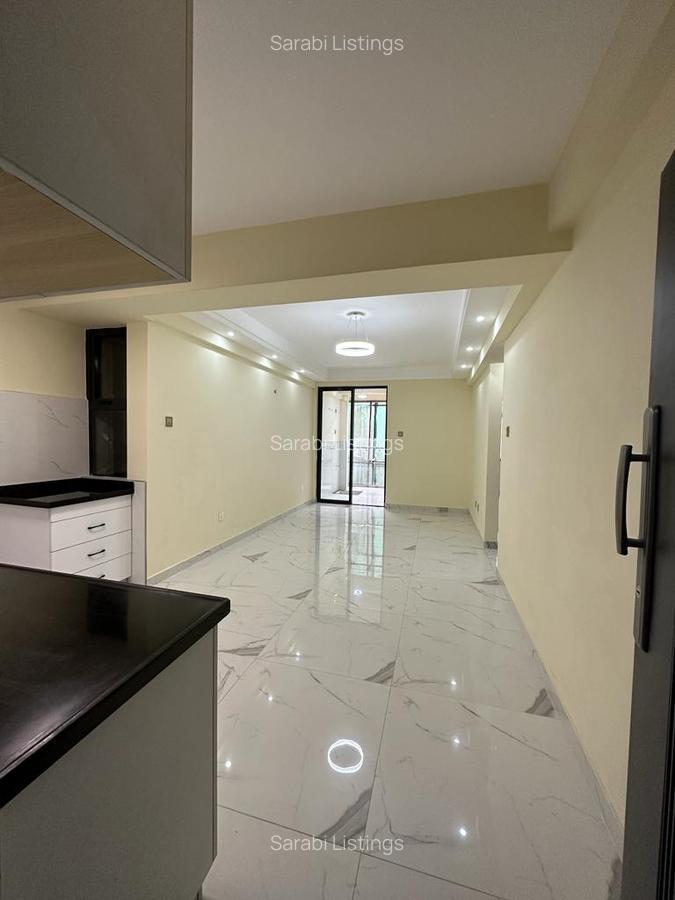 2 Bed Apartment with En Suite in Kilimani - 4