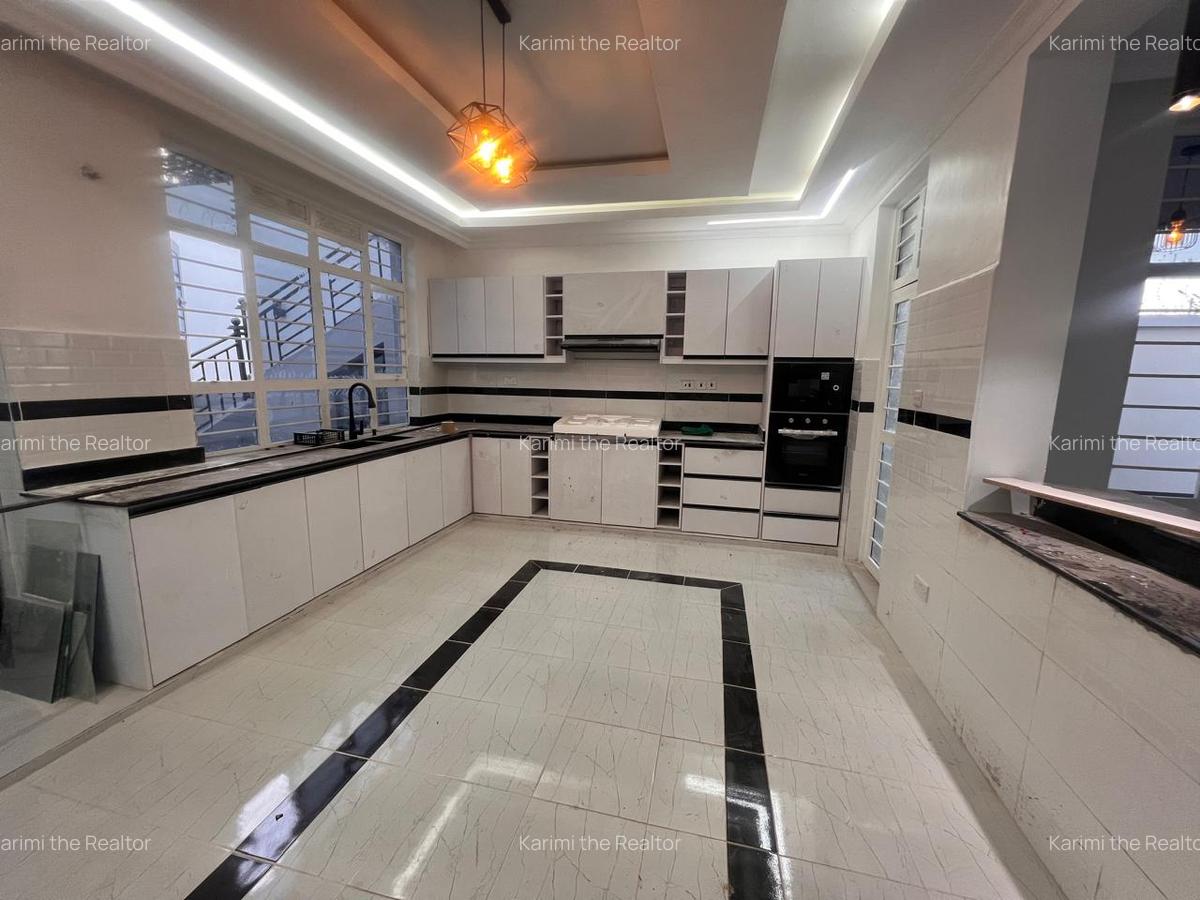 4 Bed Townhouse with En Suite at Thika Road - 18