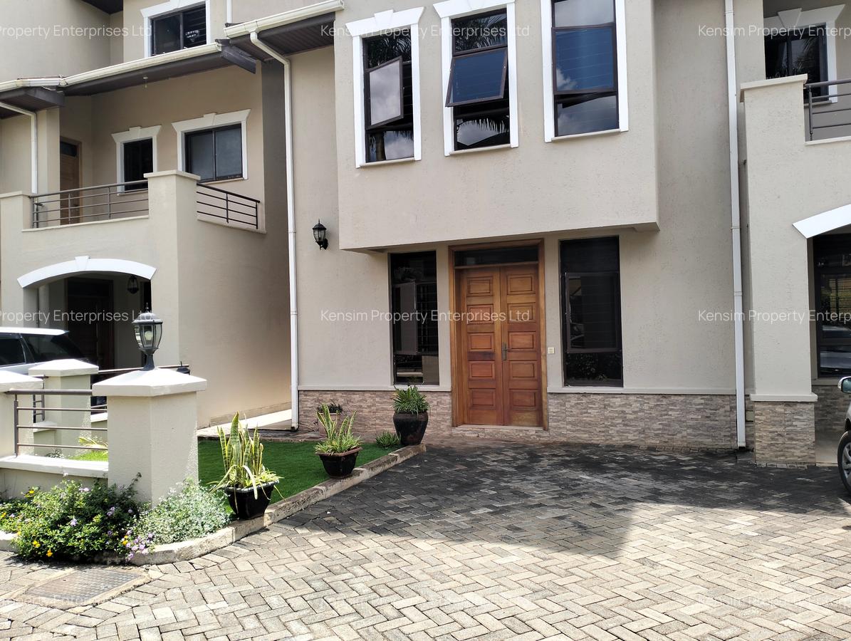 5 Bed Townhouse with En Suite in Lavington - 1