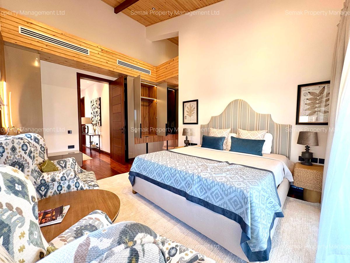 4 Bed Villa with En Suite at Tala Road - 12