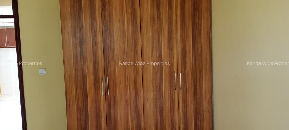 2 Bed Apartment with En Suite in Lavington - 12