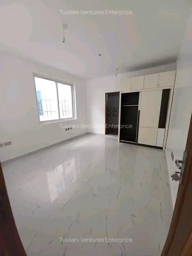 4 Bed Villa with En Suite at Bamburi Mombasa - 3