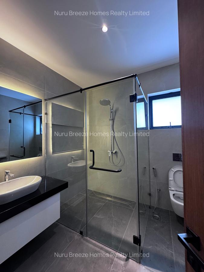 4 Bed Townhouse with En Suite in Loresho - 18