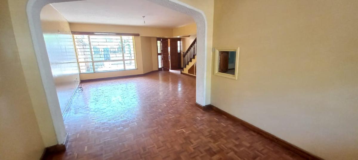 3 Bed Townhouse with En Suite at Lenana Road - 8