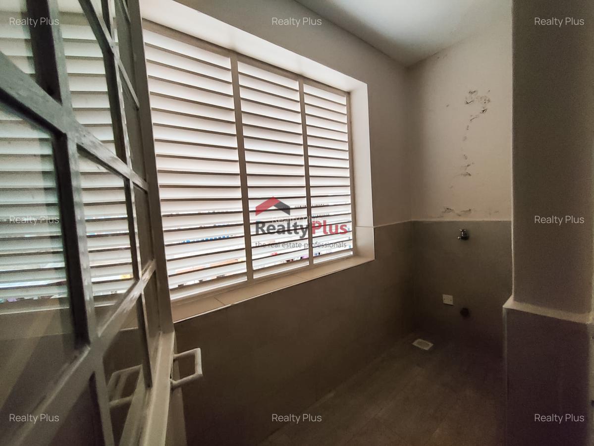 3 Bed Apartment with Lift in Ngong Road - 13