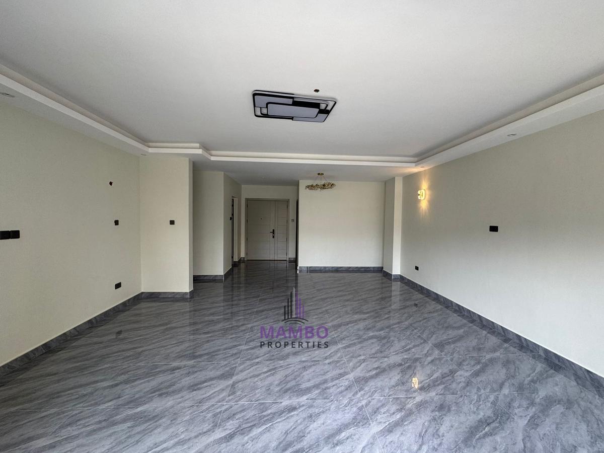 3 Bed Apartment with En Suite at 4Th Avenue - 3