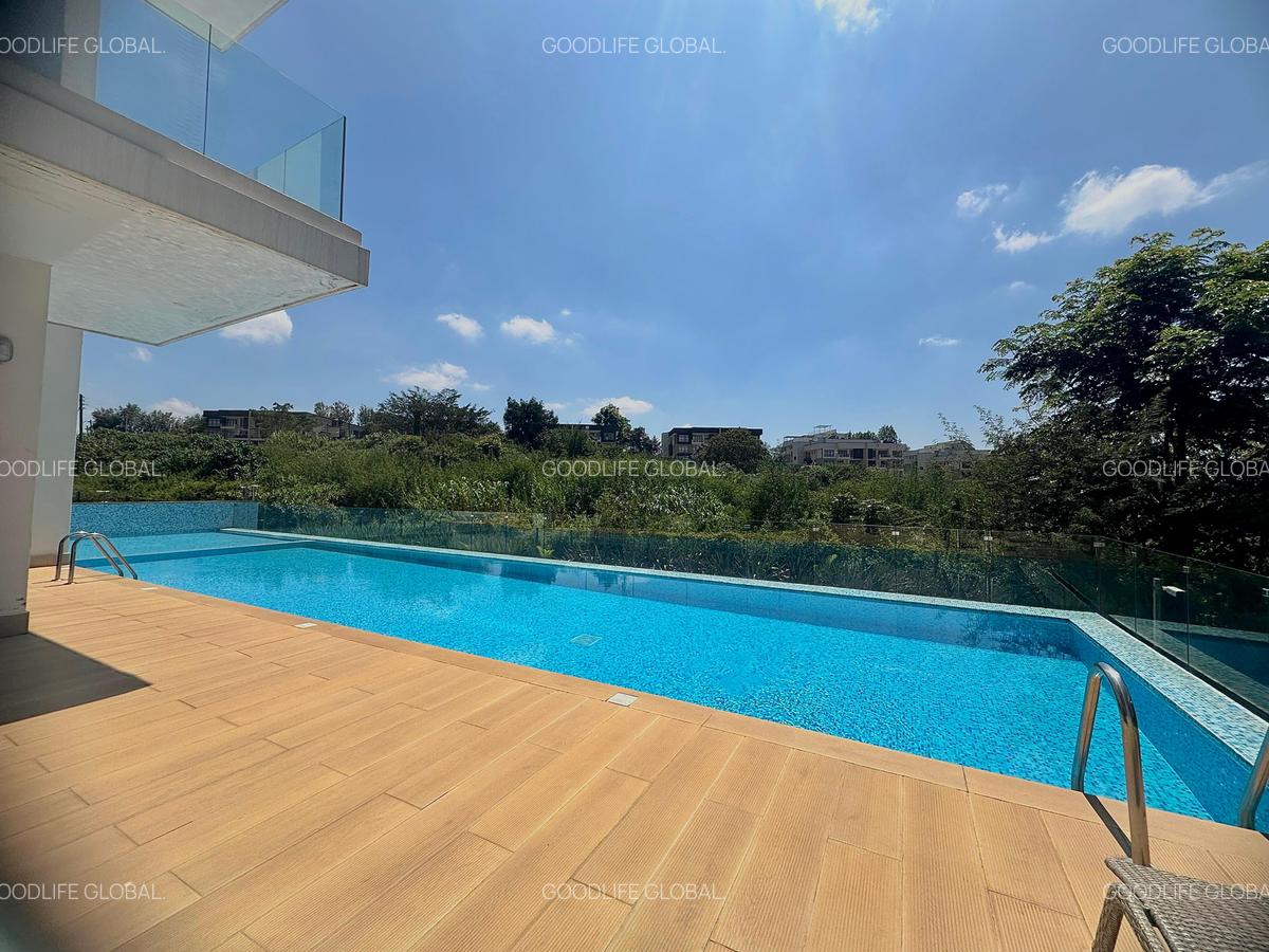 2 Bed Apartment with En Suite at Two Rivers - 5