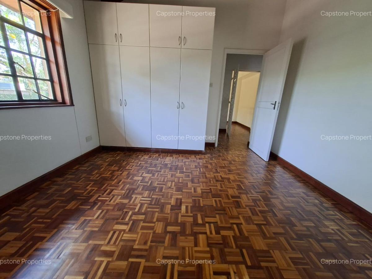 3 Bed Townhouse with En Suite at Runda - 11