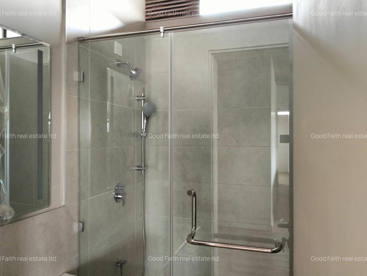 4 Bed Townhouse with En Suite in Kiambu Road - 11