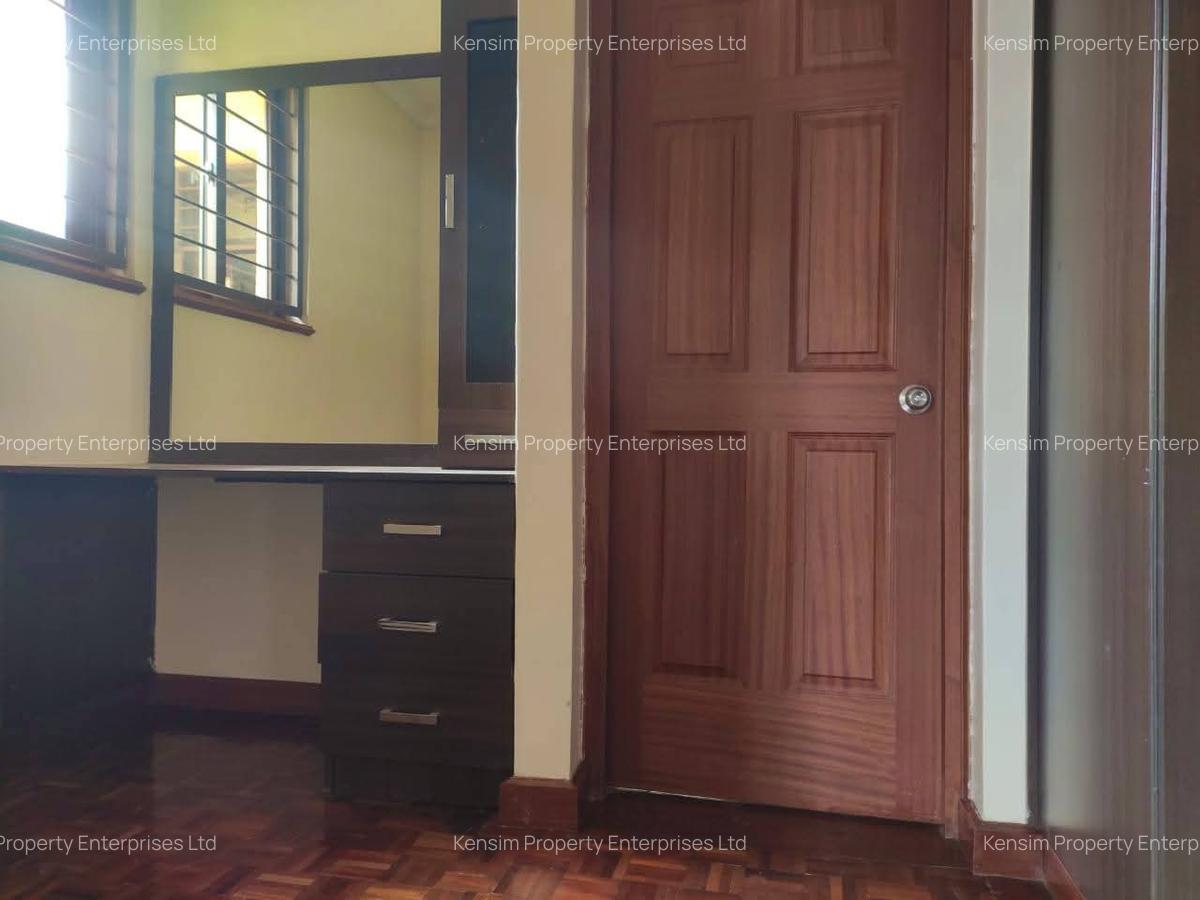 5 Bed Townhouse with En Suite in Lavington - 8