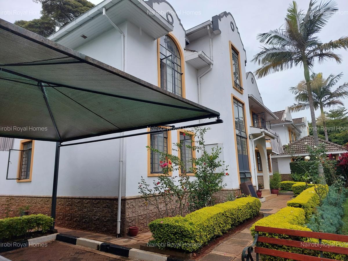 4 Bed Townhouse with En Suite at Lavington Ndoto Road - 2