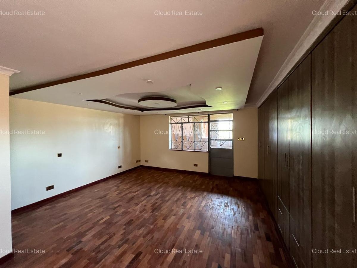 8 Bed House with Staff Quarters in Runda - 14