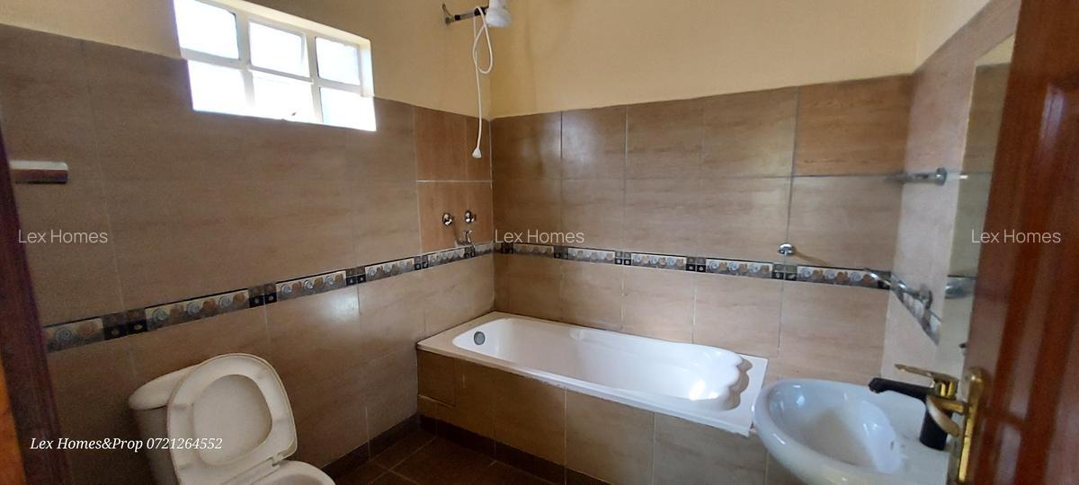 4 Bed House with En Suite in Ongata Rongai - 9