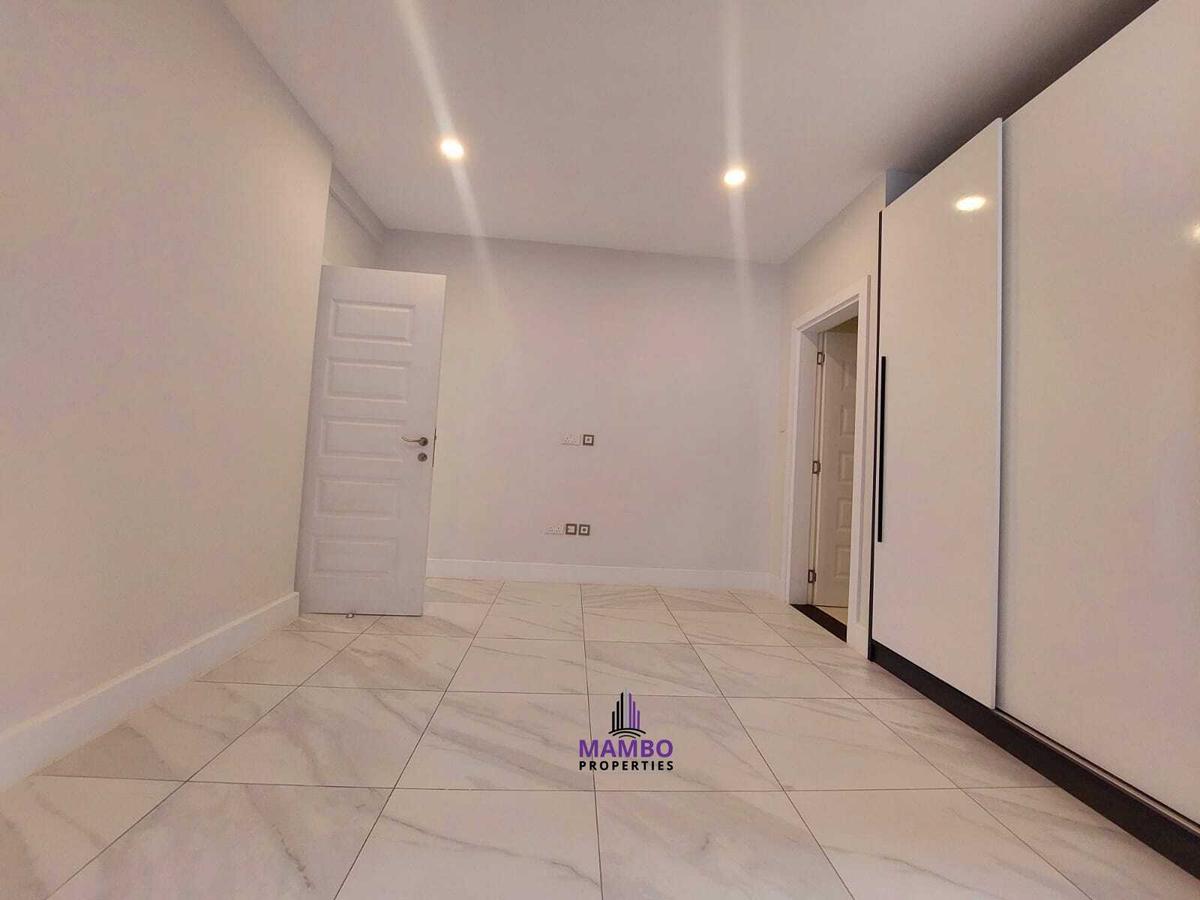 3 Bed Apartment with En Suite at Rhapta Rd - 9