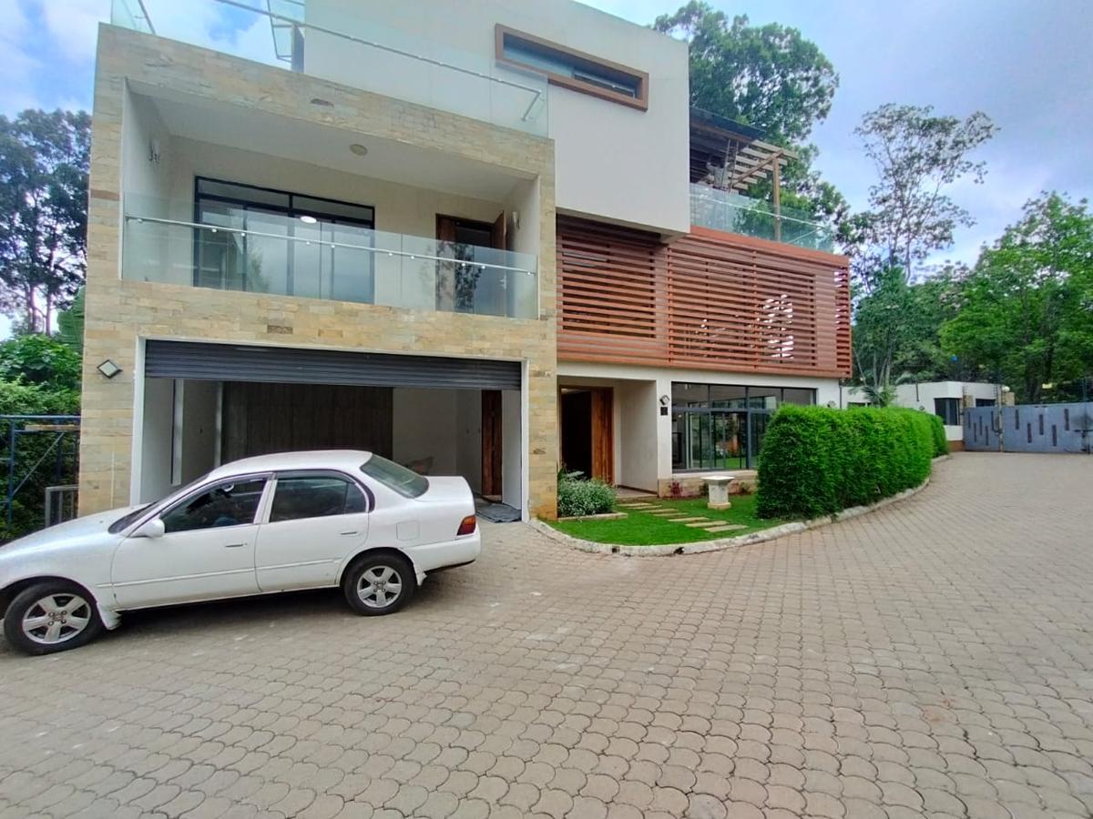 5 Bed Townhouse with En Suite in Lavington - 20