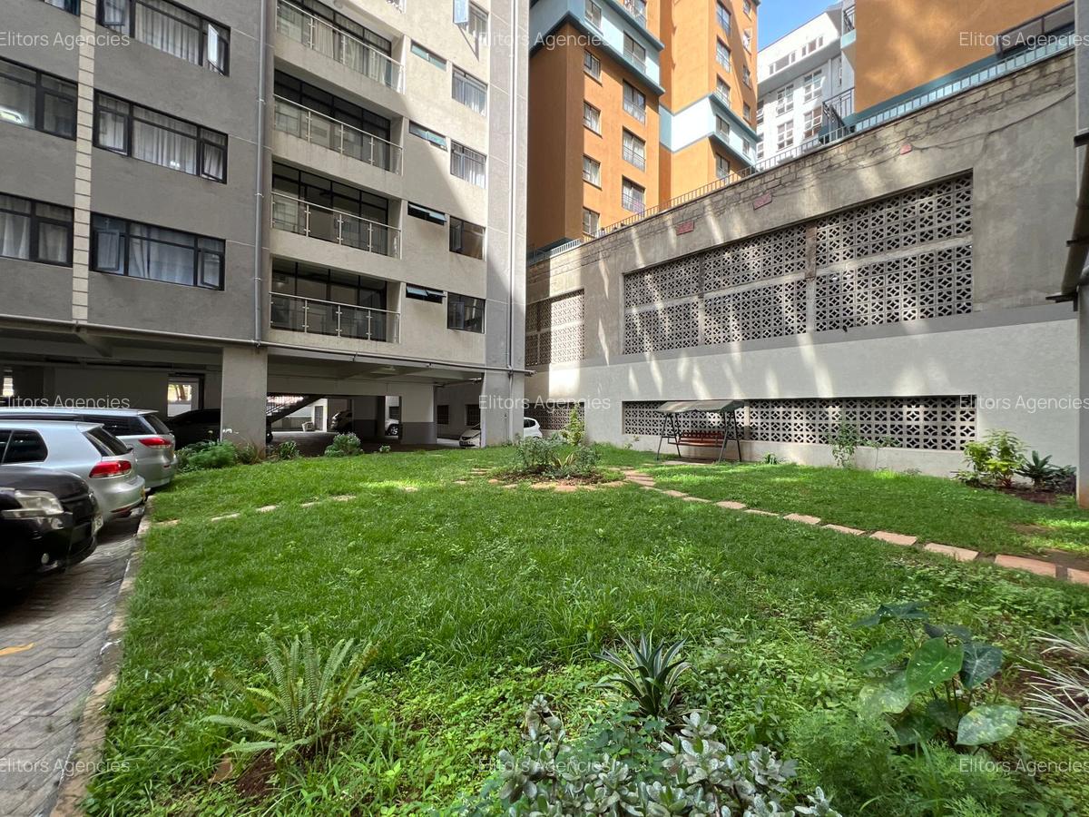 2 Bed Apartment with En Suite at Kindaruma Road - 18