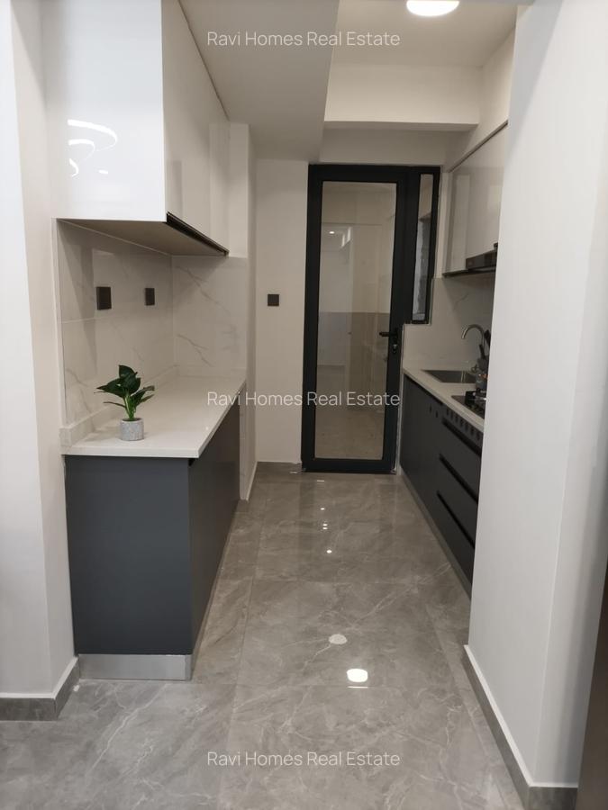 3 Bed Apartment with En Suite in Lavington - 12