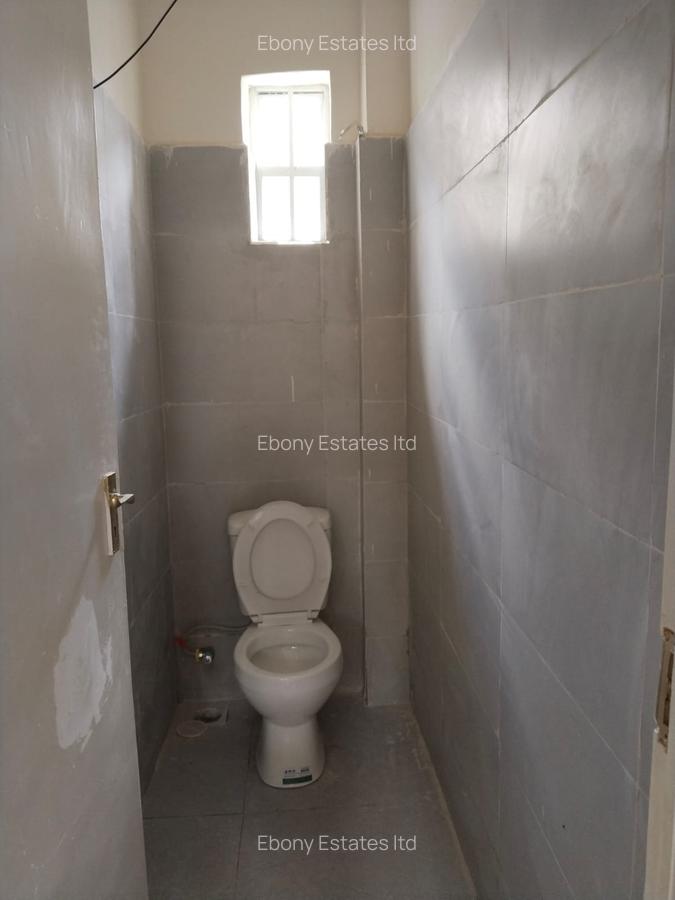 Bedsitter in Lavington - 5