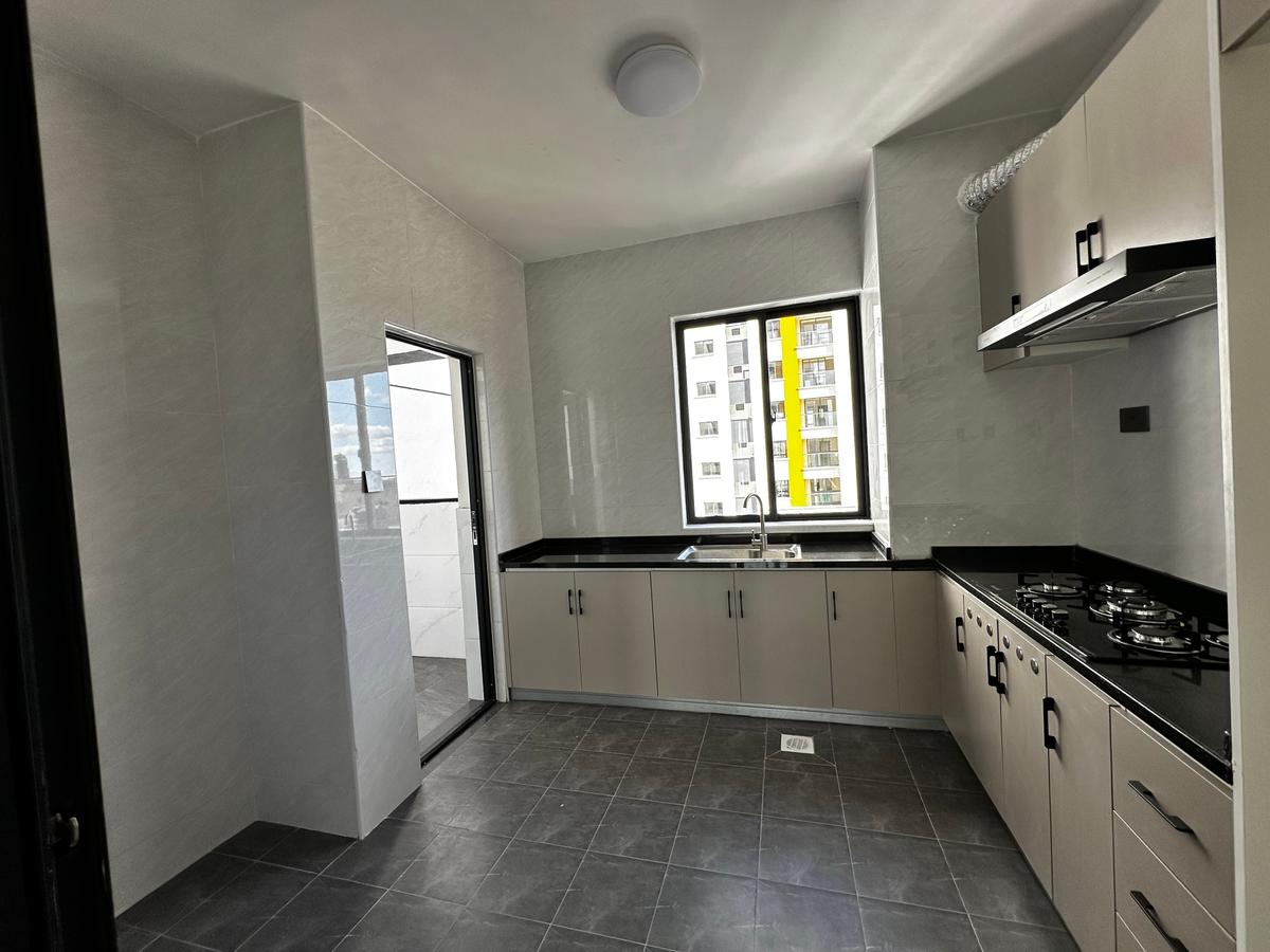 2 Bed Apartment with En Suite at Lavington - 2