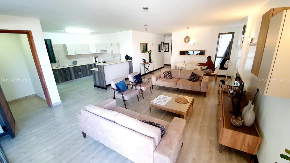 4 Bed Apartment with En Suite at George Padmore - 12