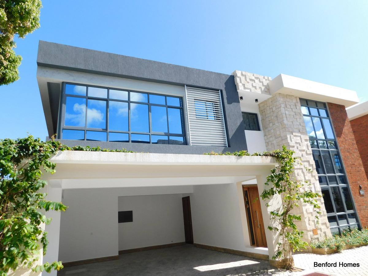 4 Bed Villa with Swimming Pool at Nyali - 1