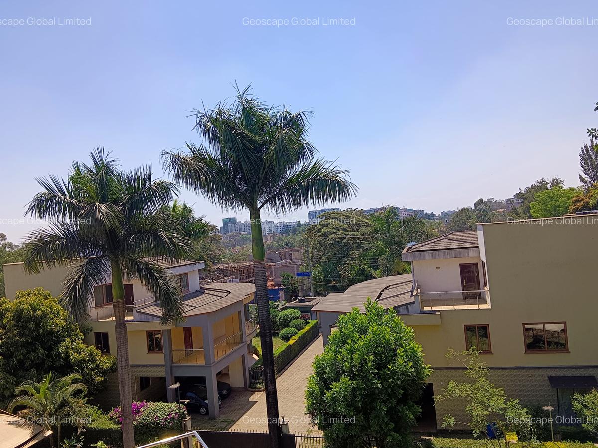 5 Bed Villa with En Suite in Lavington - 2