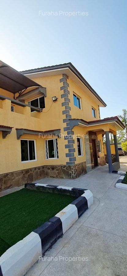 8 Bed House in Nyali Area - 6