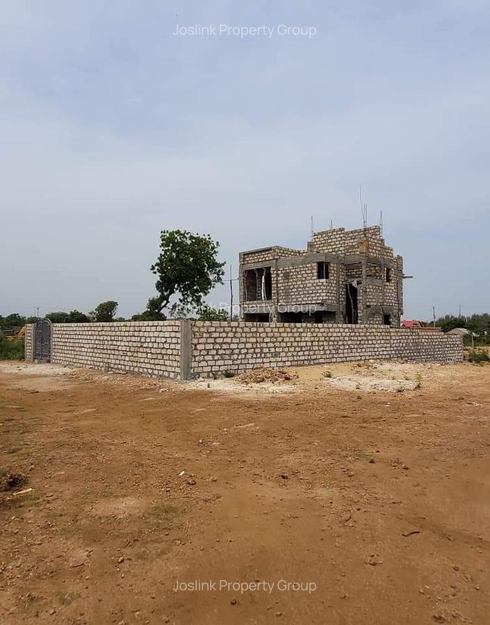Residential Land in Nyali Area - 3
