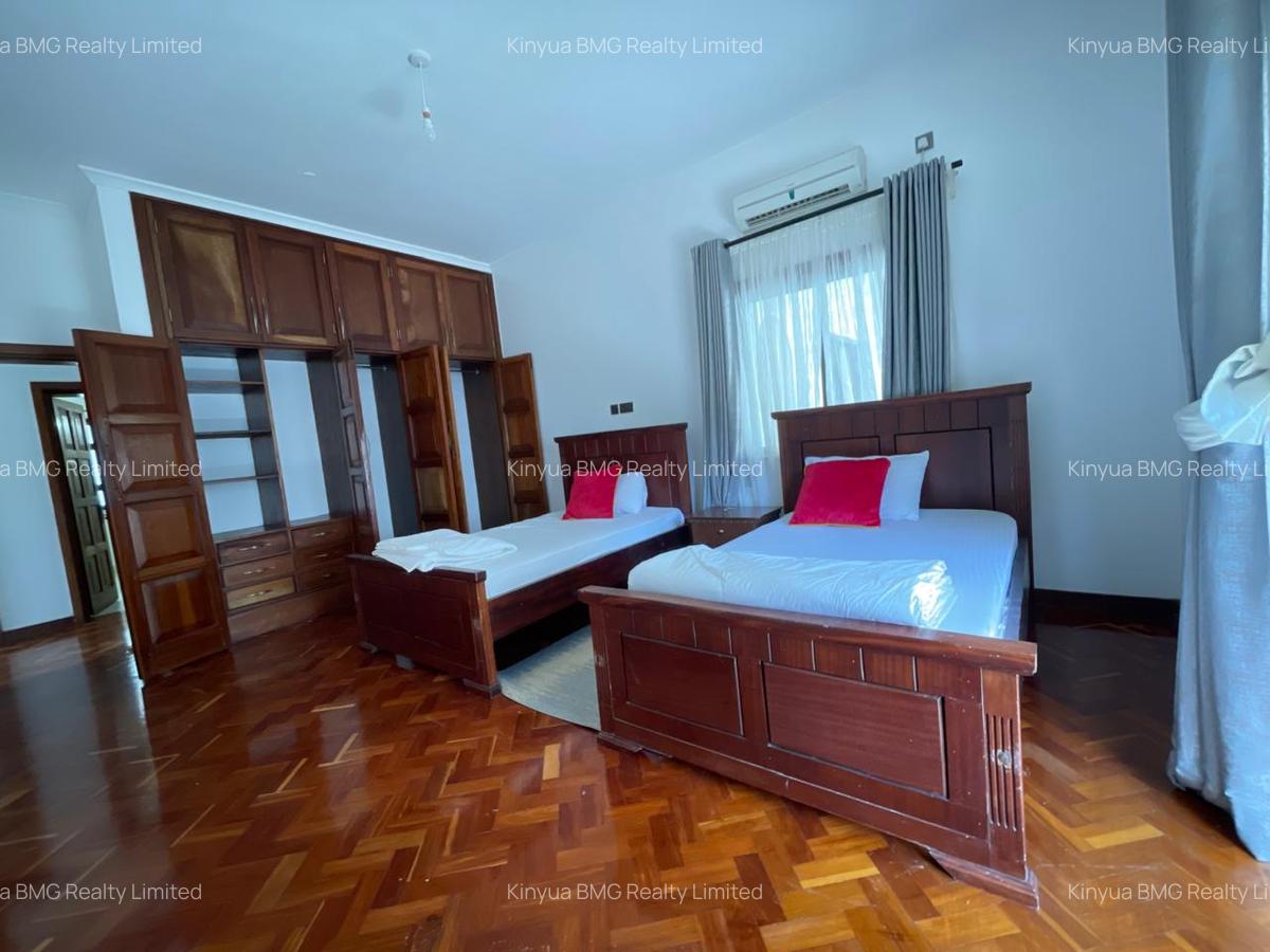 Serviced 3 Bed Apartment with En Suite in Nyali Area - 8