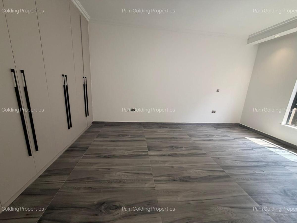 1 Bed Apartment at Brookside Close - 7