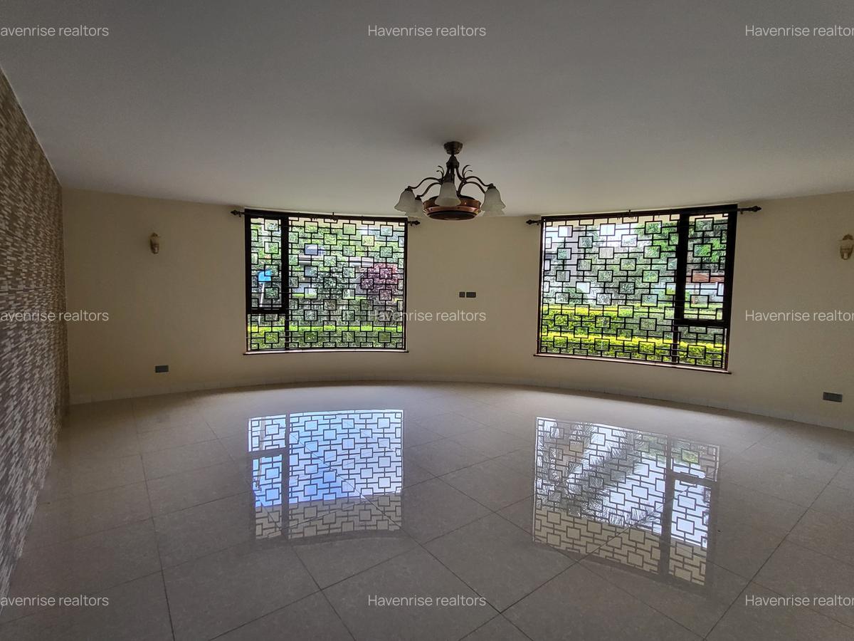 5 Bed Townhouse at Lavington - 8