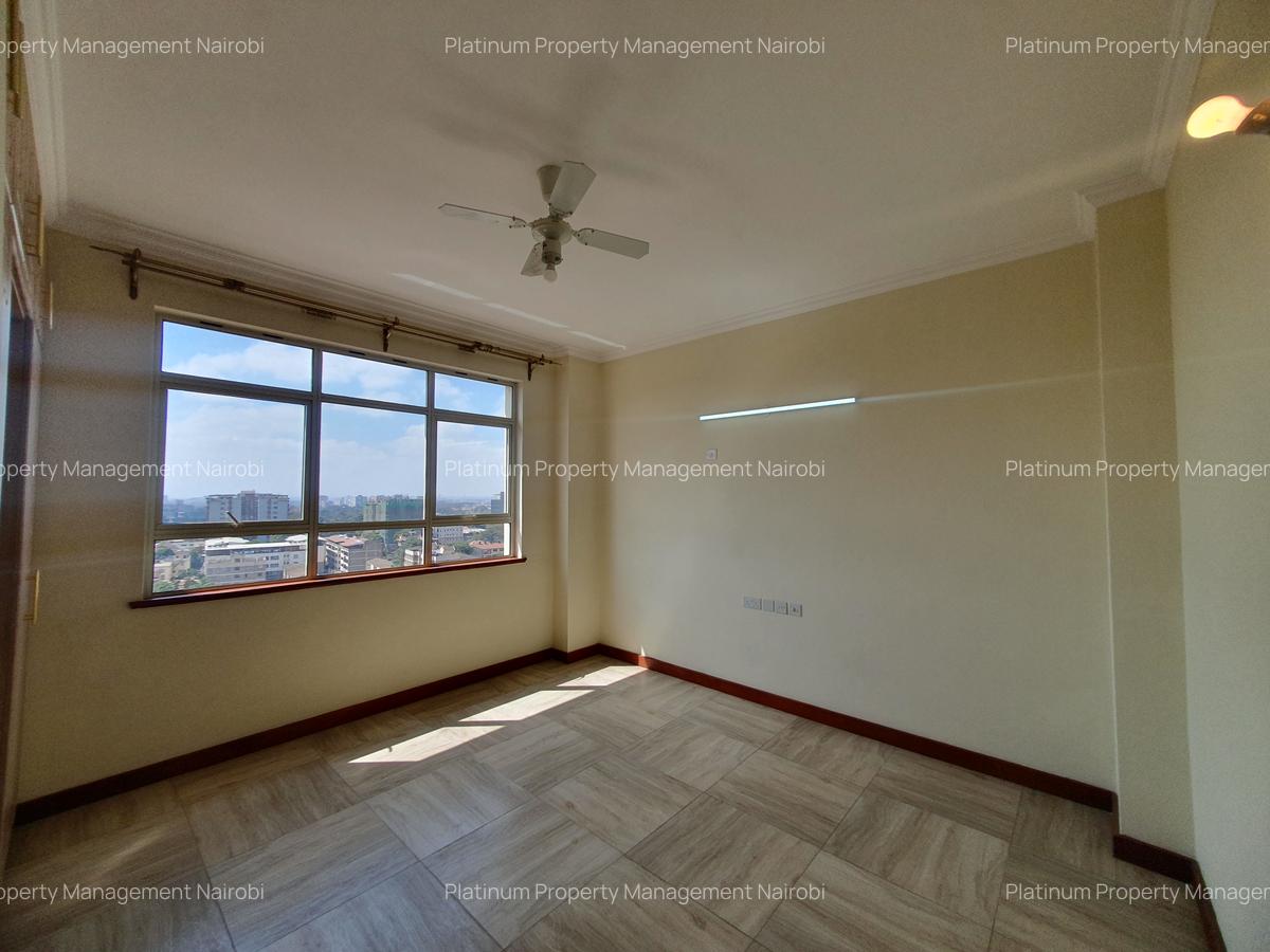 2 Bed Apartment with En Suite at Second Parklands - 9