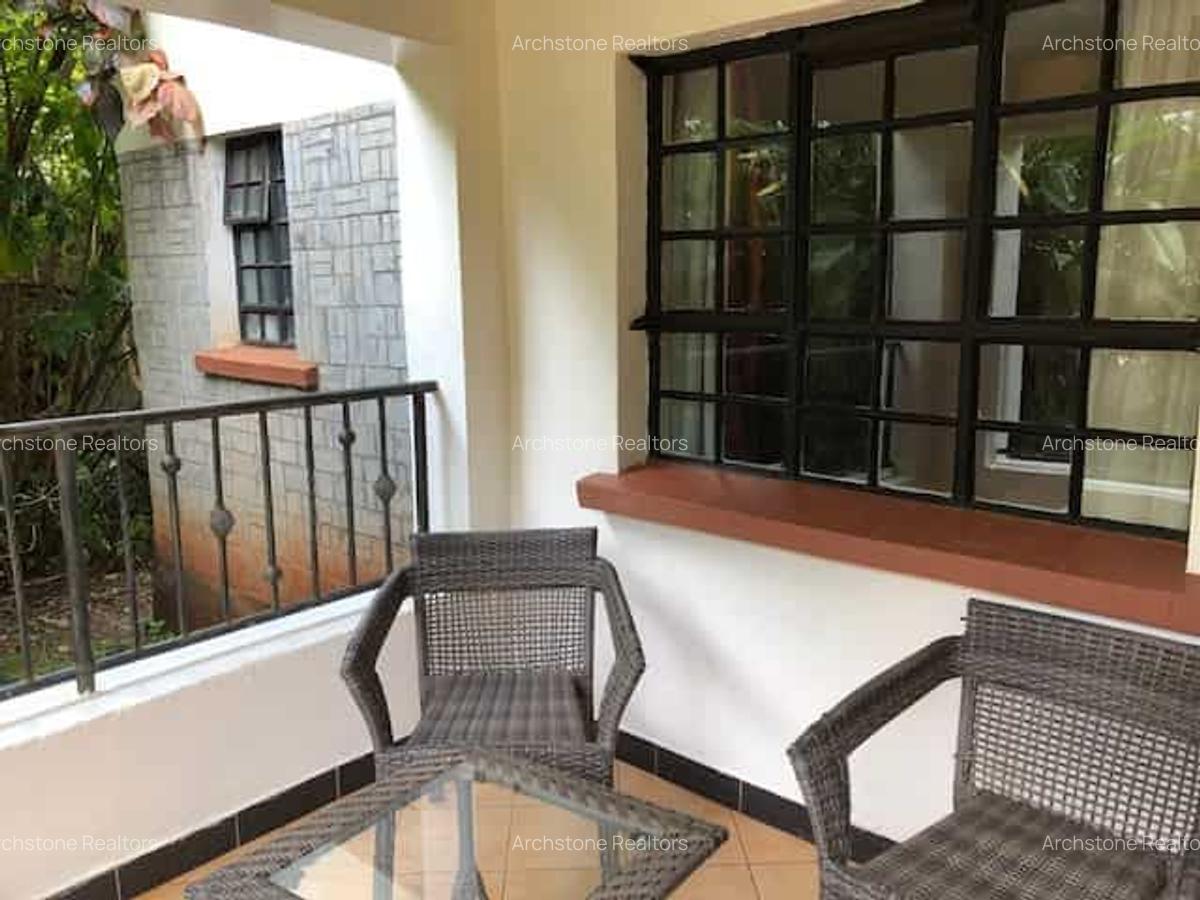 2 Bed House with Swimming Pool in Rosslyn - 5