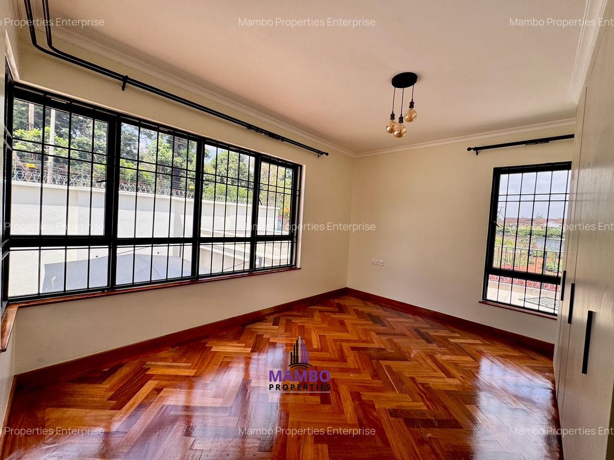 5 Bed Villa with En Suite at Westlands - 17
