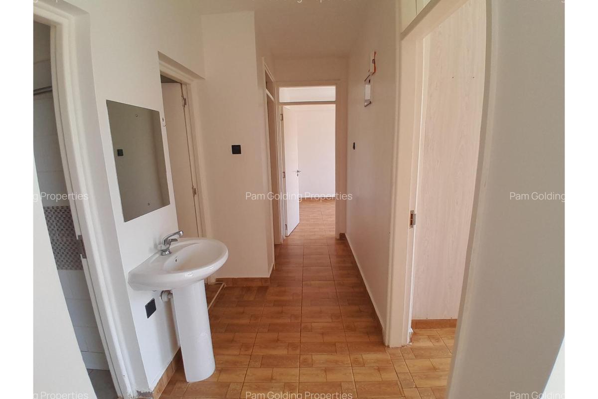 Serviced 3 Bed Apartment with En Suite at Kiambu Road - 8