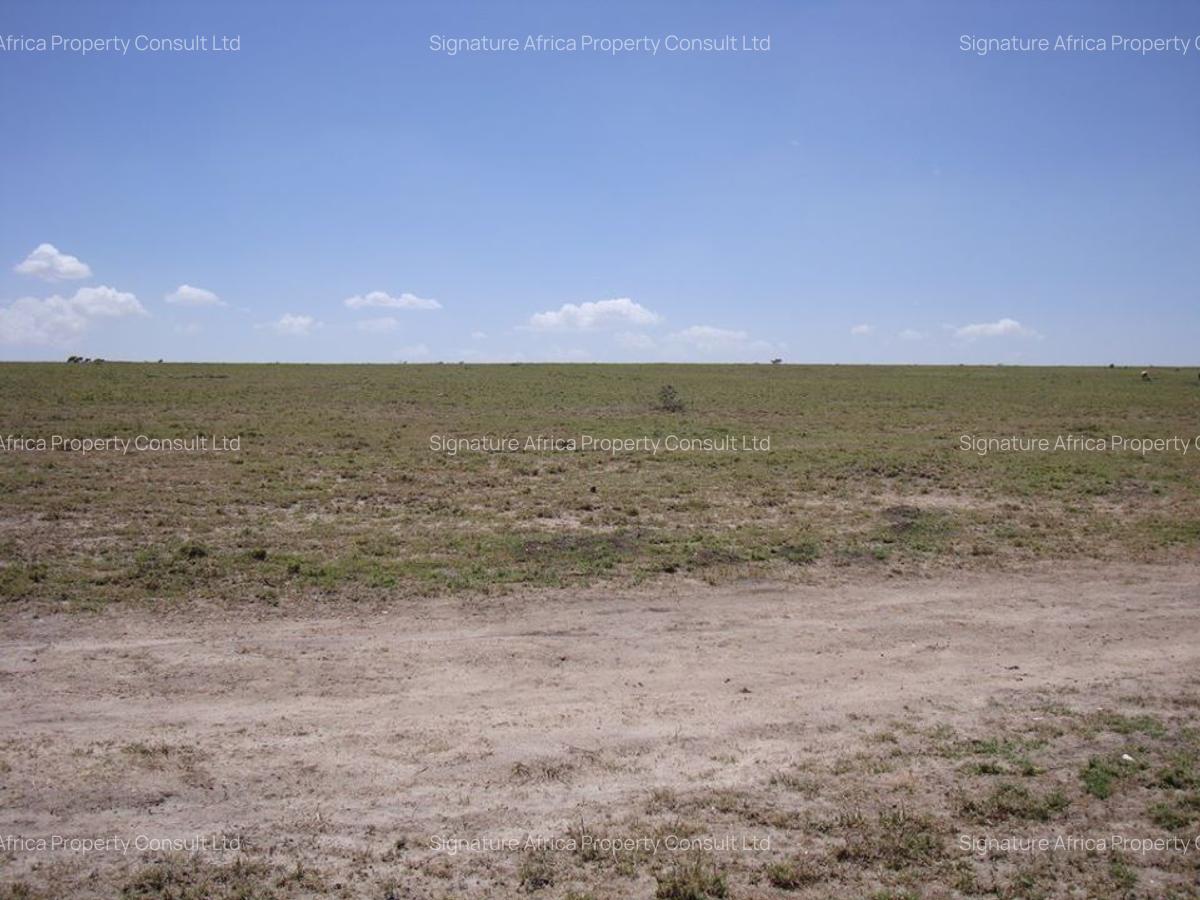10 ac Land in Isinya - 2