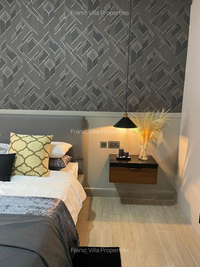 Serviced 1 Bed Apartment with En Suite at Riverside Drive - 11