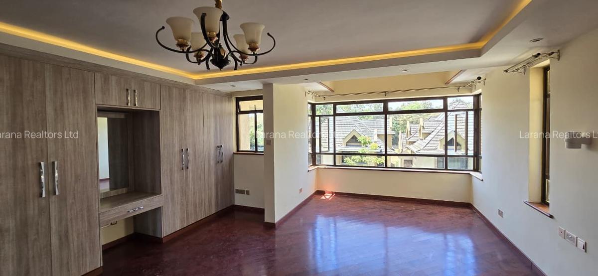 5 Bed Townhouse with Staff Quarters at Convent Dr - 4