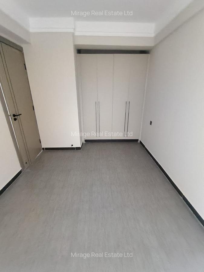 4 Bed Apartment with Gym in Kilimani - 8