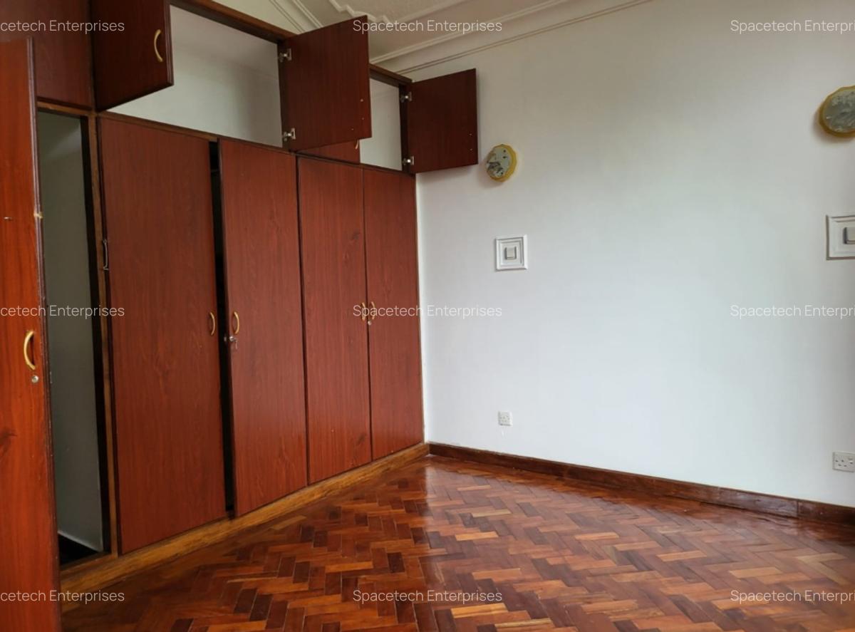 4 Bed House with En Suite in Thigiri - 13